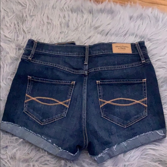 A&F Shorts - Picture 5 of 5